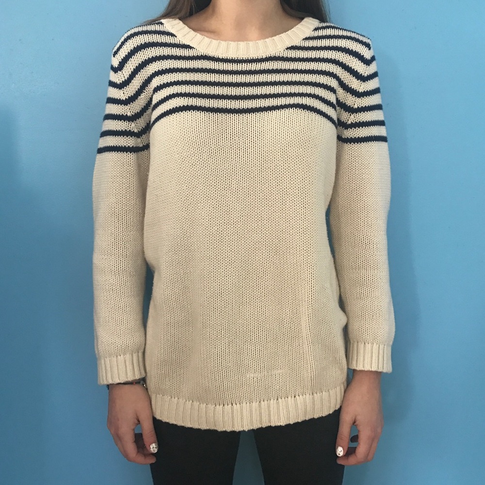 LOFT Sweater - Picture 2 of 4
